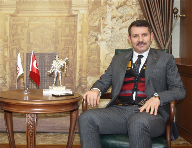Gardaşlık Zor  Günde Belli Olur  