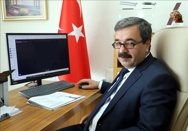 Akademik Personele Online Eğitim