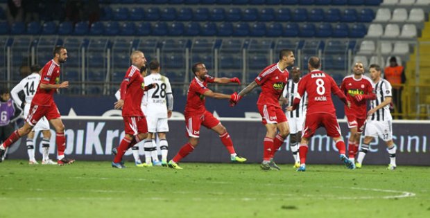 İSTANBUL´DA YİĞİD´O´ 