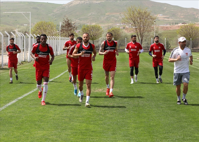 Tedbirli İdmanlar Devam Ediyor