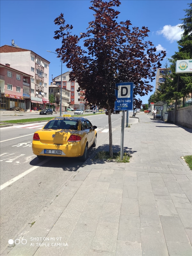 Trafik akışını engelliyor