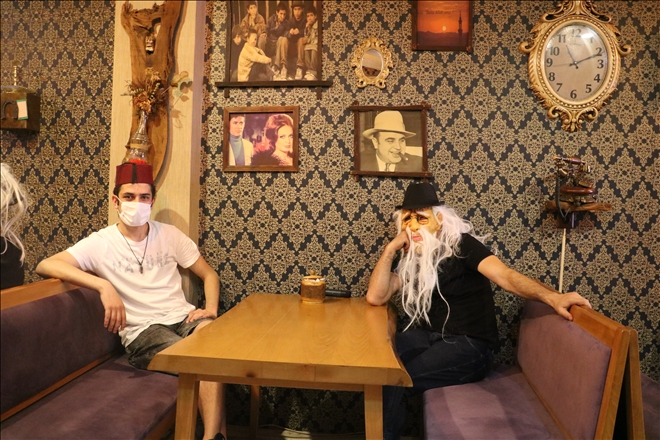 Maske Kullanımını Eğlenceli Hale Getirdiler