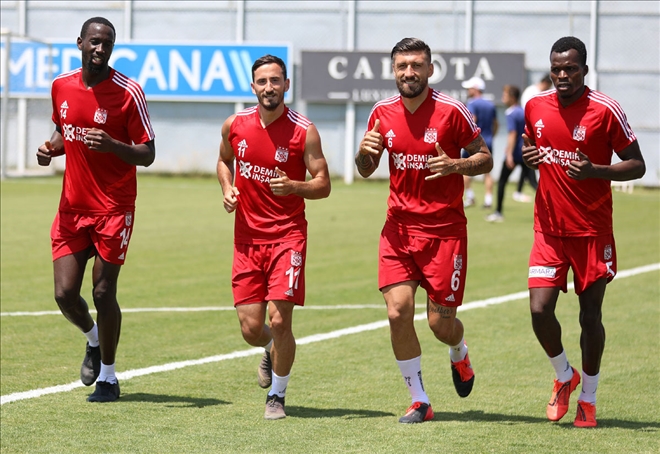 Sivasspor´da Hedef Göztepe