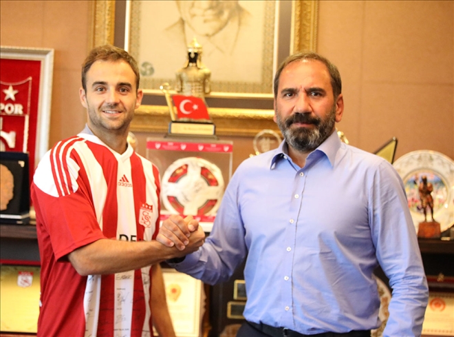 Yiğido´dan Dev İmza!