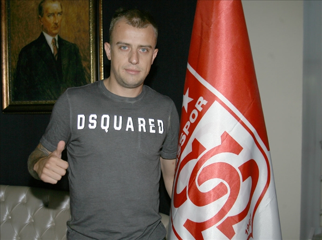 Kamil Grosicki, Beşiktaş İddiasını Yalanladı