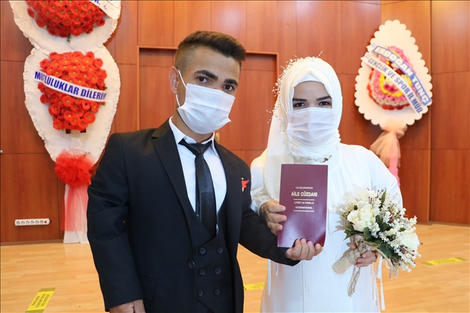  ´Cep Herkülü´ Dünya Evine Girdi--Video   