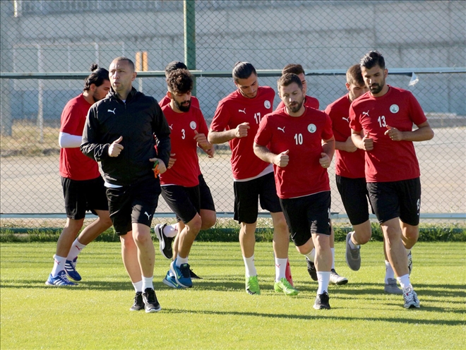 Çift İdmanla Lige Hazırlanıyor