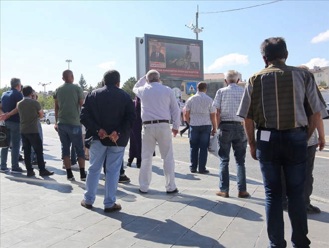 Müjdeyi Vatandaşlar İlgiyle Takip Etti 