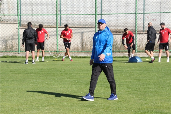 BELEDİYESPOR, ÇİFT İDMANLA HAZIRLANIYOR