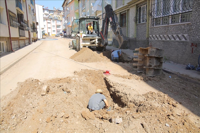 Çürüyen Borular  Değiştiriliyor