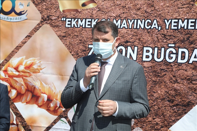 200 Çiftçiye Buğday Dağıtıldı