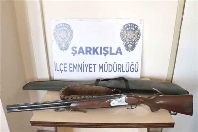 Hırsızlar Polisten Kaçamadı 