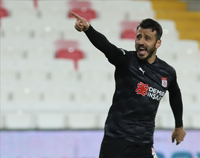 Caner Ligde Siftah Yaptı!