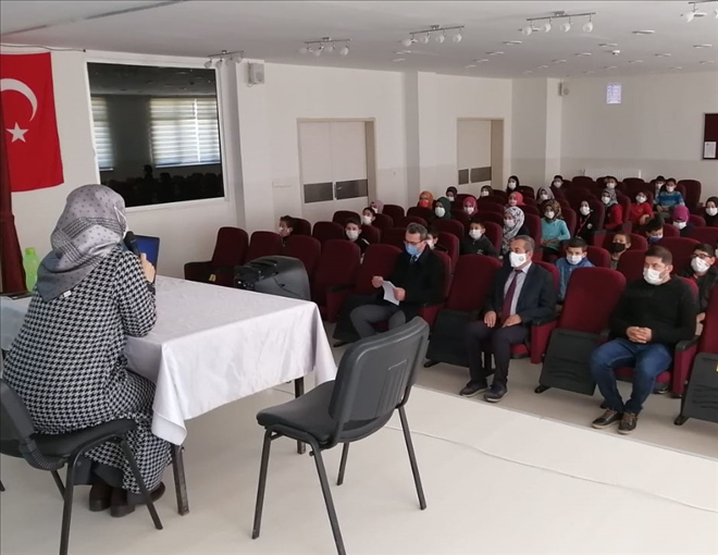 Ulaş´ta Cami ve Genç Konulu Konferans Verildi