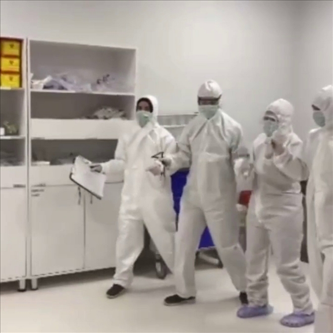 Sağlıkçılar Yeni Yıla Böyle Girdi--Video 