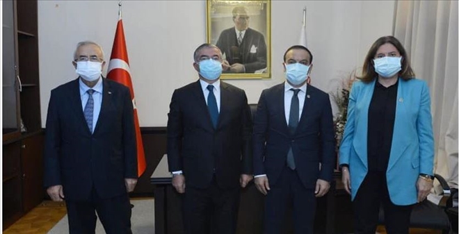 Uyum İçinde  Çalışıyoruz