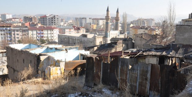 Tarihi Dokuya Uyacak