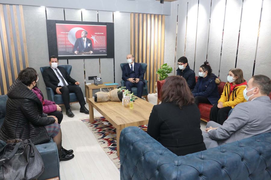 Öğrencilerden  Savaşçı