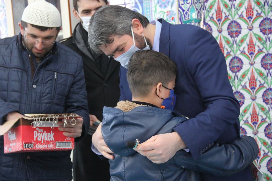 Gözyaşları İçerisinde Veda Ettiler