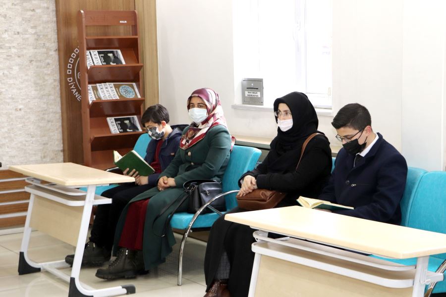 Hafız Adayları Ter Döktü
