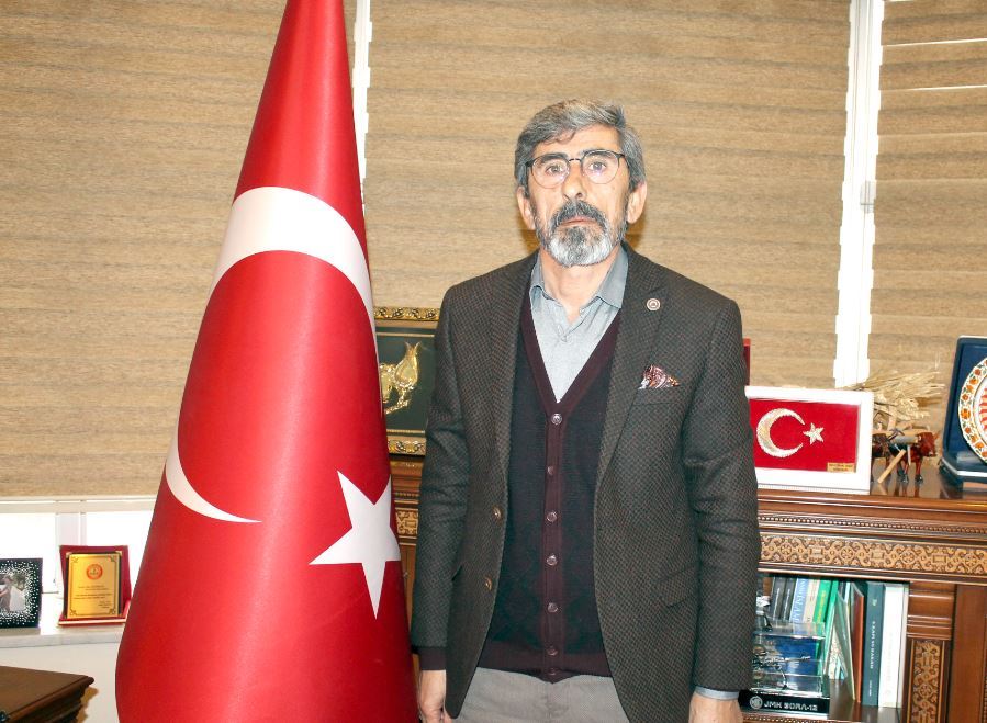 Kahramanlarımızı  Minnetle Anıyorum