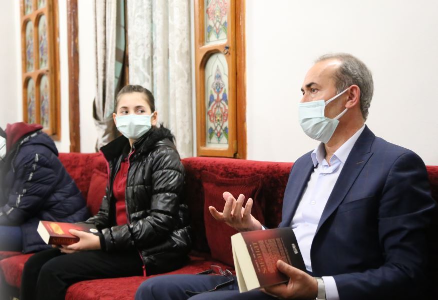 Rektör Yıldız Akif
