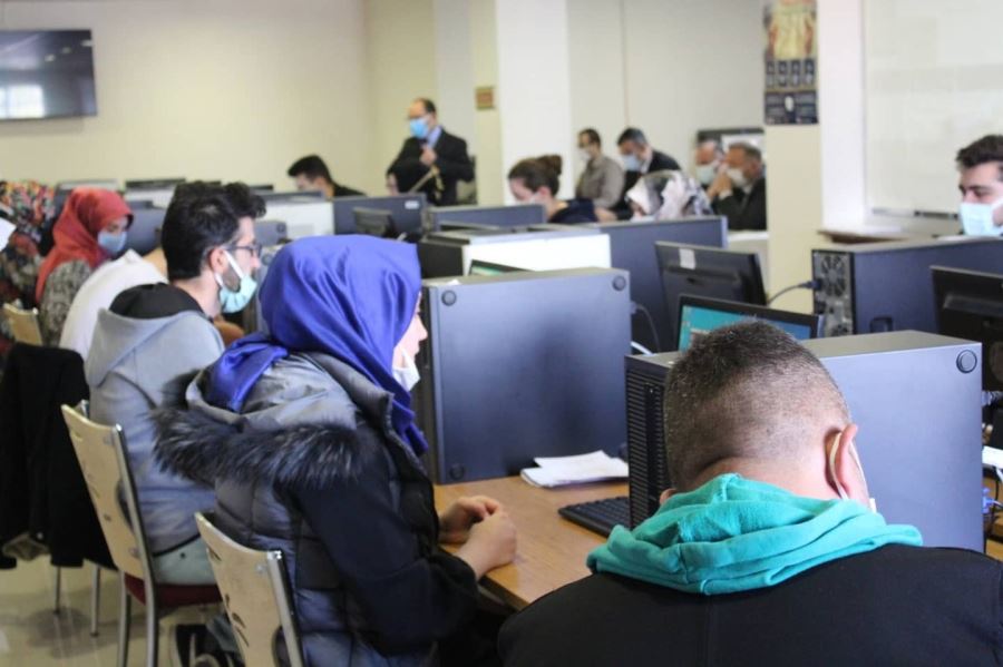 Adaylar Klavye Sınavında Ter Döktü