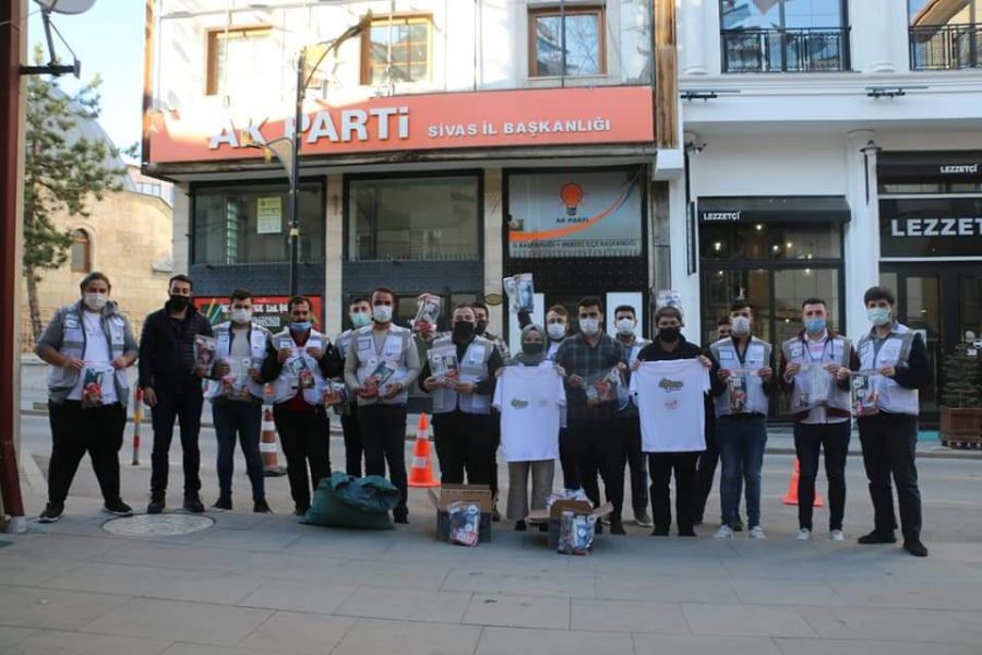 AK Parti, İhtiyaçlı Aileleri Unutmadı