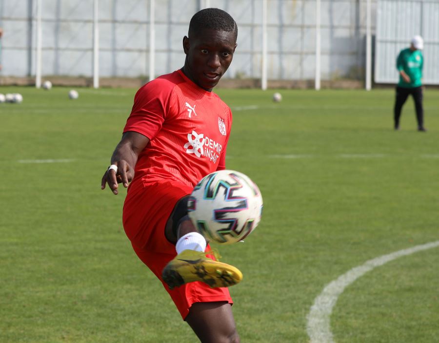 En İstikrarlısı Max Gradel