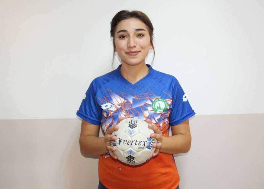 Derya Çınar, Milli Takım Kampında
