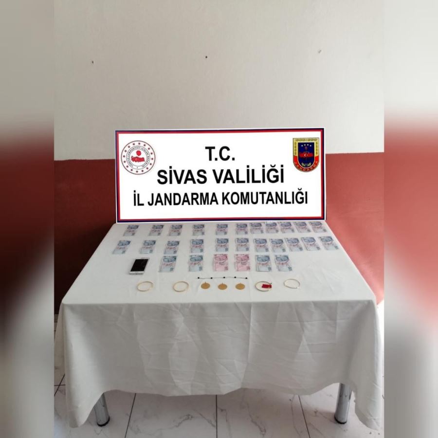 Sahte Jandarma Dolandırdı!--Video