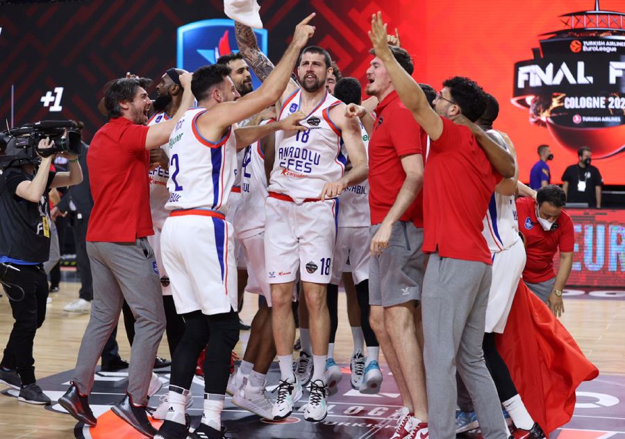 Tebrikler Anadolu Efes!