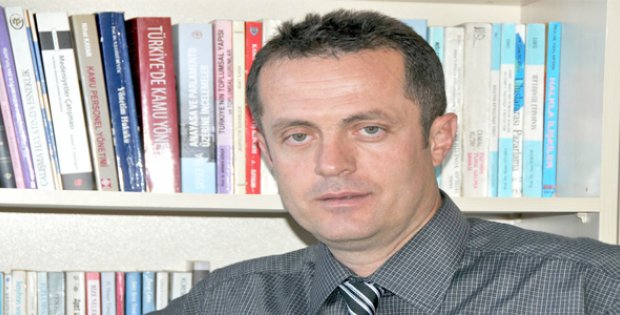 Kurumsal Siyasi İstikrar Şart