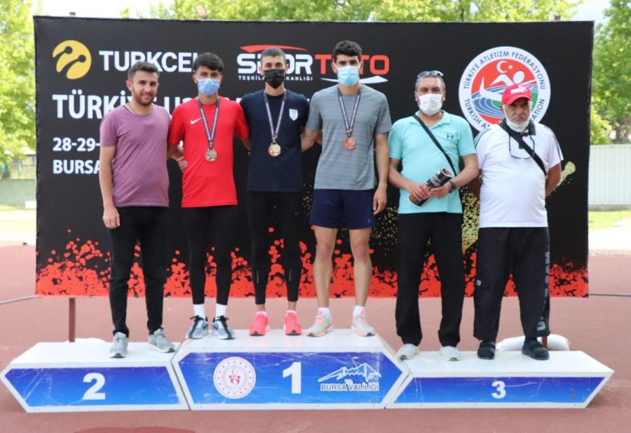 Derece Yapıp, Milli Takıma Seçildi