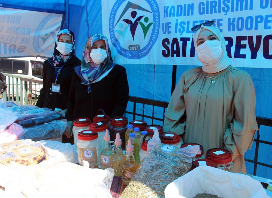 Kadın Girişimciler Hem Üretiyor Hem Kazanıyor 