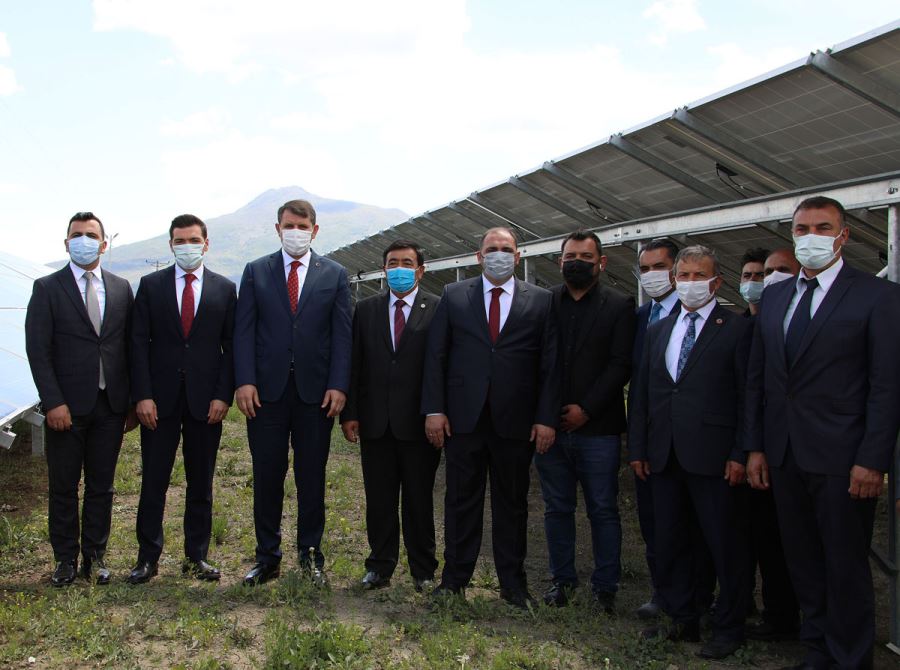 İlmek İlmek İşliyoruz