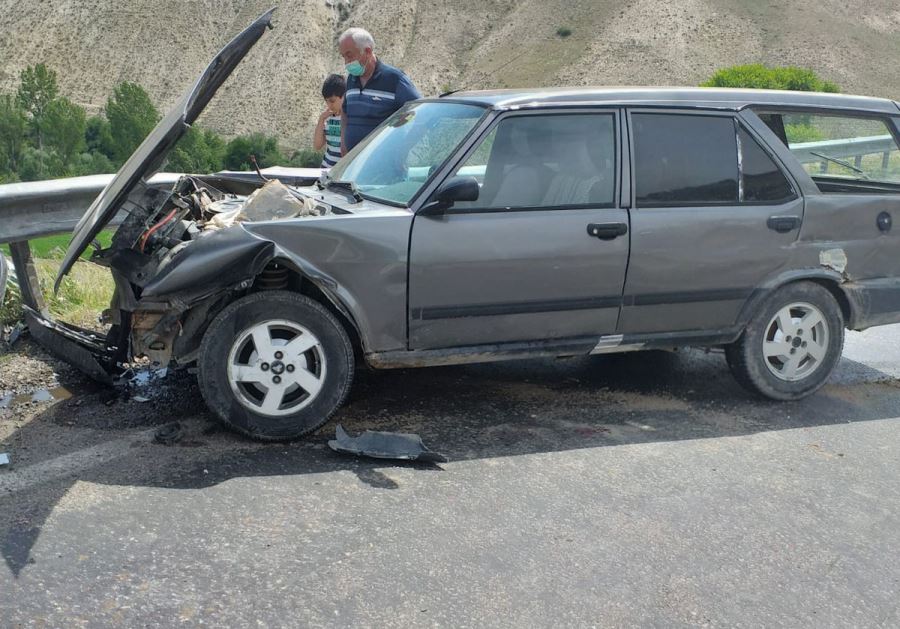 Kontrolü Kaybedip Bariyerlere Girdi 