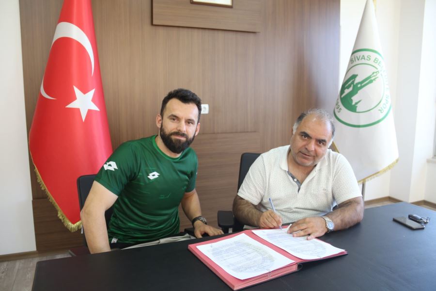 Çetinus İle 2 Yıllık Sözleşme İmzalandı