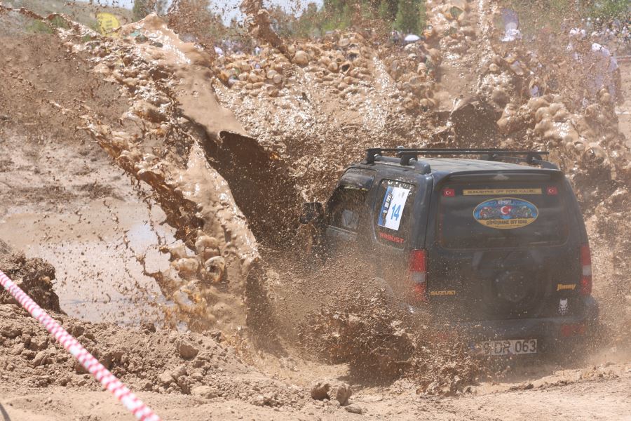 Off-Road Heyecanı Yaşandı--Video