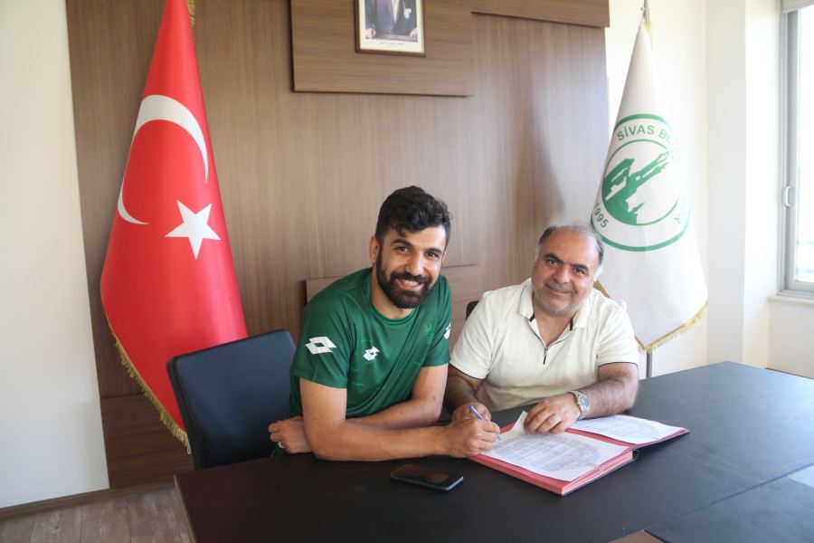 Uğur Bulut İle Sözleşme Yenilendi