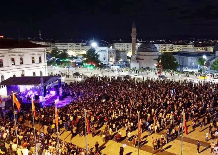 Grup İmera Konserine Yoğun İlgi -- Video