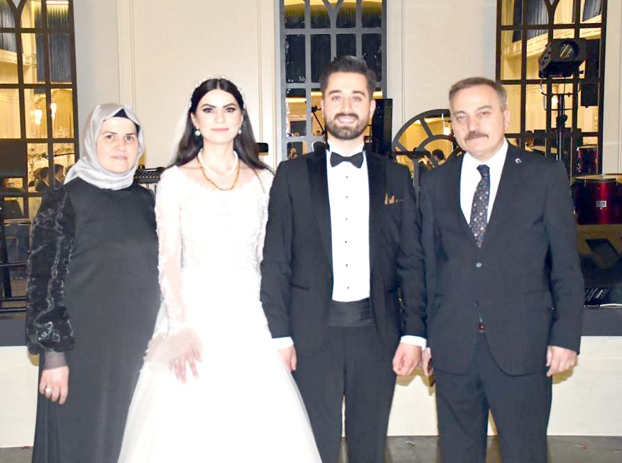 Albayrak Ailesinin Mutlu Günü