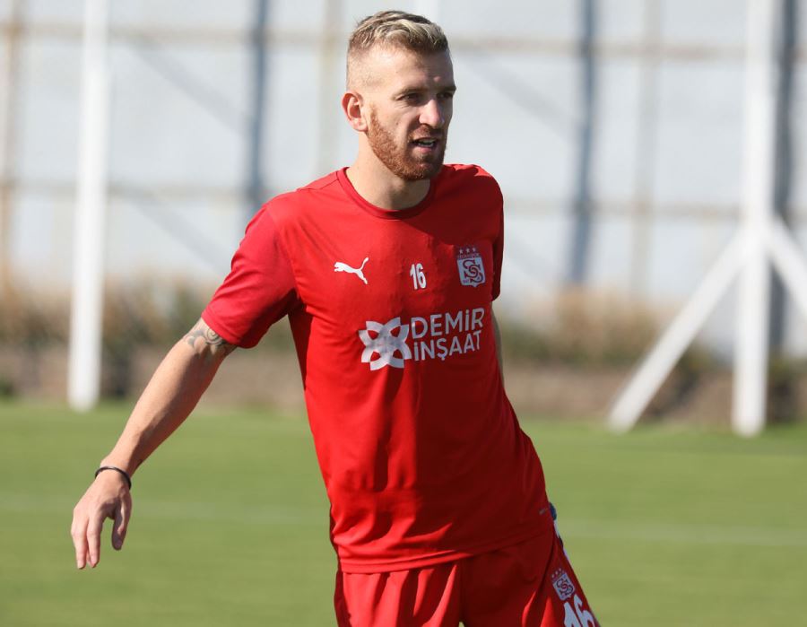 Pedro Henrique, İdmanda Sakatlandı
