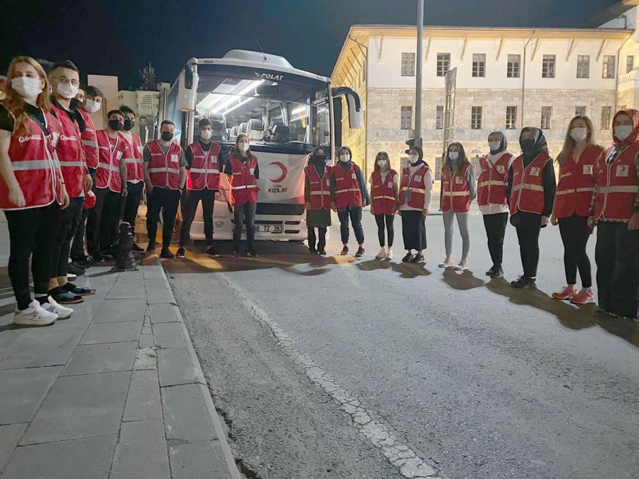 Genç Kızılay Afet Bölgesinde