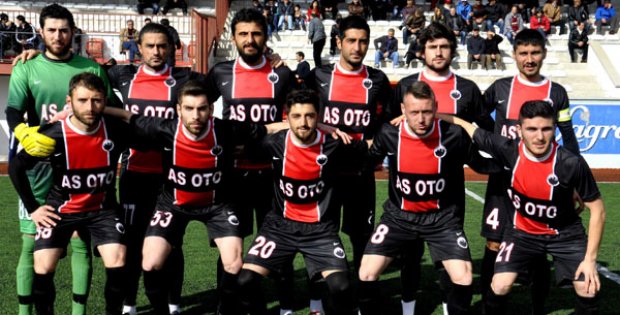 Zara´dan Hakeme İsyan
