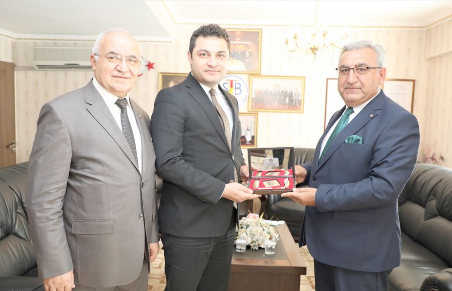  Uyumlu Çalıştık