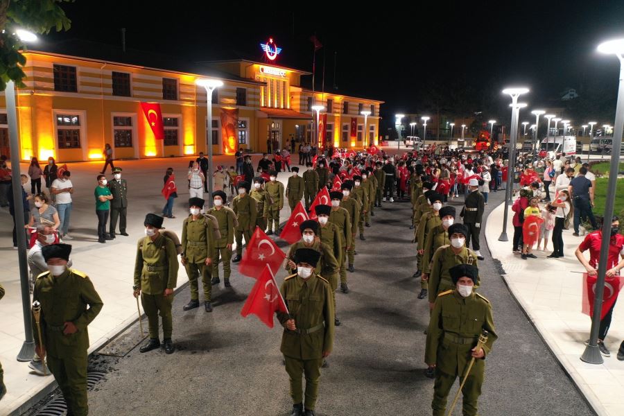 Fener Alayı Güzel Görüntüler Oluşturdu --Video