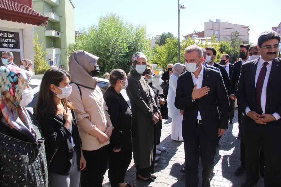 Kandemir, Zara'da Partililerle Buluştu