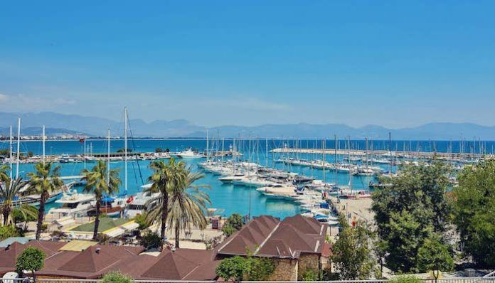 Finike'de turizm arsaları ihaleyle satılacak