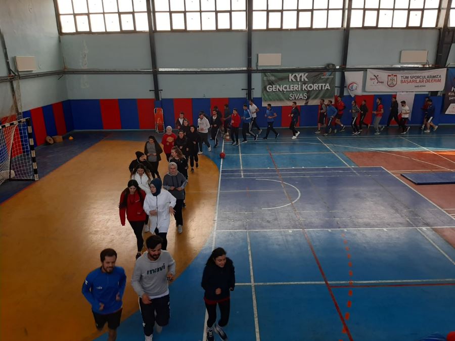 Polislik İçin Ter Döküyorlar